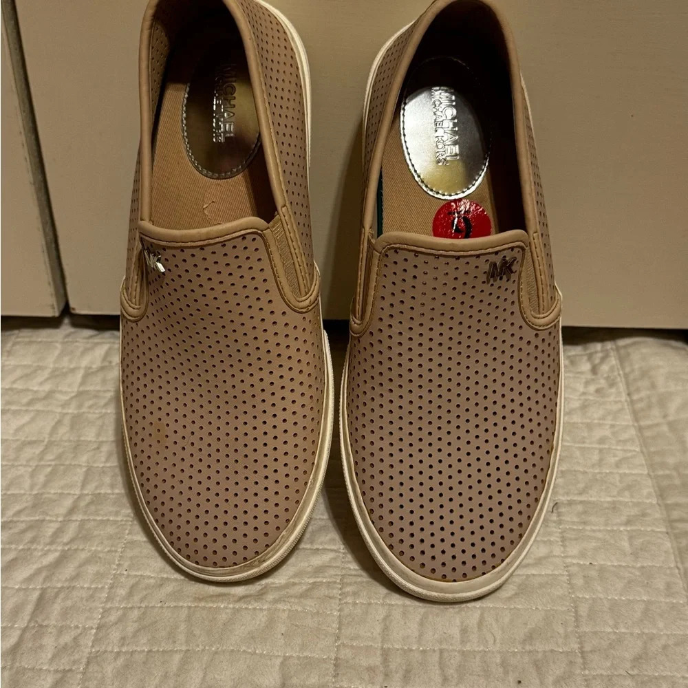 Michael Kors Women’s pink Slip On Shoes Dress Casual Oxford Sz 6 - Picture 5 of 7